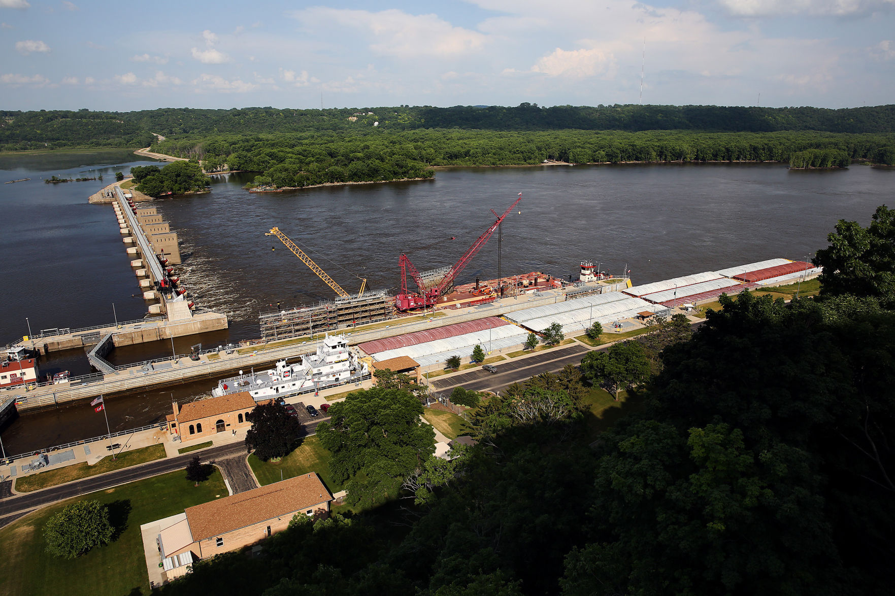 THE GREAT RIVER-0403